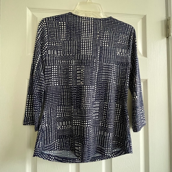 Liz Claiborne cowl neck top - Picture 5 of 5